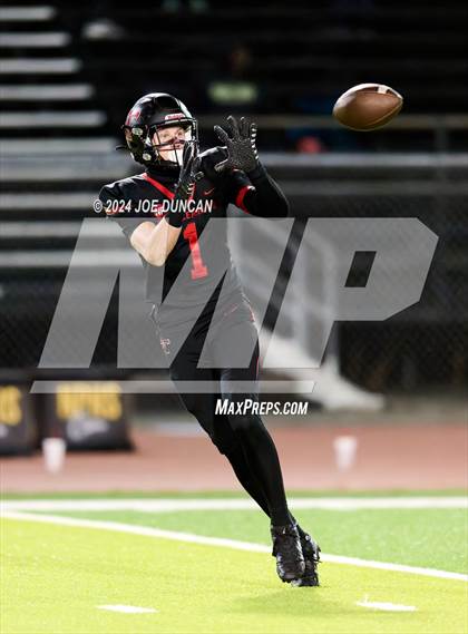 Thumbnail 2 in San Clemente vs Newbury Park (CIF SS D2 Quarter Final) photogallery.