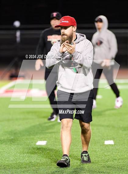Thumbnail 3 in San Clemente vs Newbury Park (CIF SS D2 Quarter Final) photogallery.