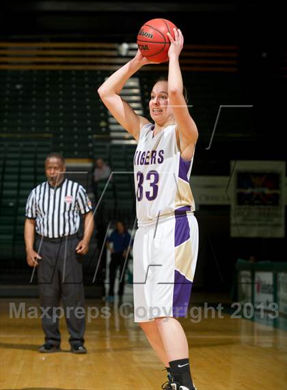 Thumbnail 3 in Denver Science & Tech Stapleton vs. Holy Family (CHSAA 3A Final Four) photogallery.