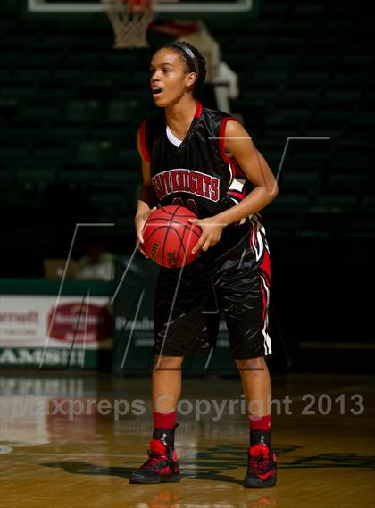 Thumbnail 1 in Denver Science & Tech Stapleton vs. Holy Family (CHSAA 3A Final Four) photogallery.