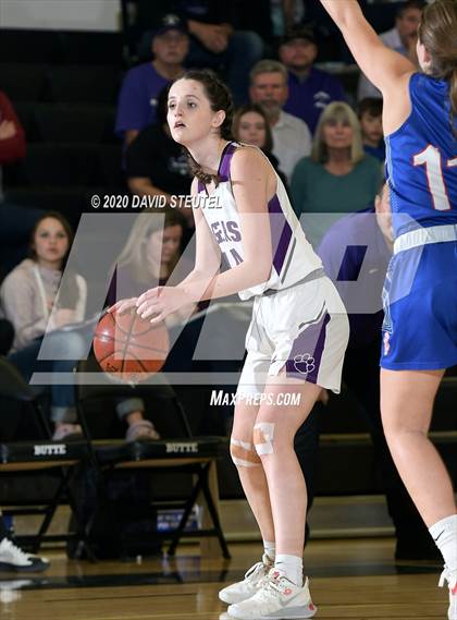 Thumbnail 1 in Durham vs. Portola (CIF Northern Section D5 Final) photogallery.