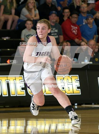 Thumbnail 1 in Durham vs. Portola (CIF Northern Section D5 Final) photogallery.