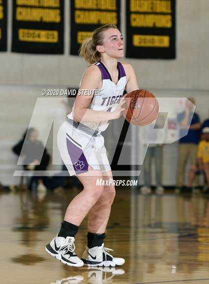 Thumbnail 1 in Durham vs. Portola (CIF Northern Section D5 Final) photogallery.