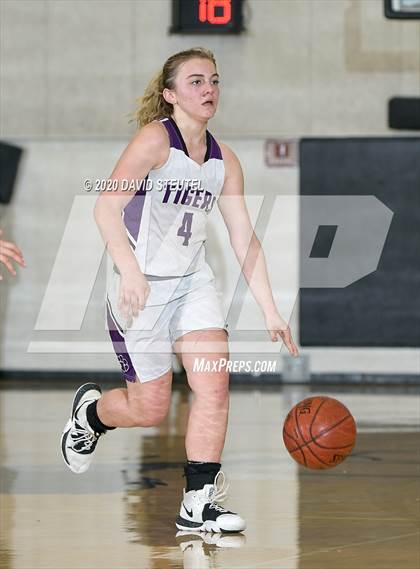 Thumbnail 3 in Durham vs. Portola (CIF Northern Section D5 Final) photogallery.