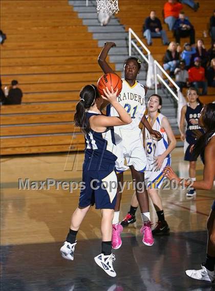 Thumbnail 2 in Reed vs. Dos Pueblos (West Coast Jamboree) photogallery.