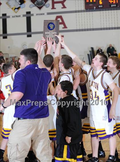 Thumbnail 1 in Prentice vs. Clayton (D4 Sectional Final) photogallery.
