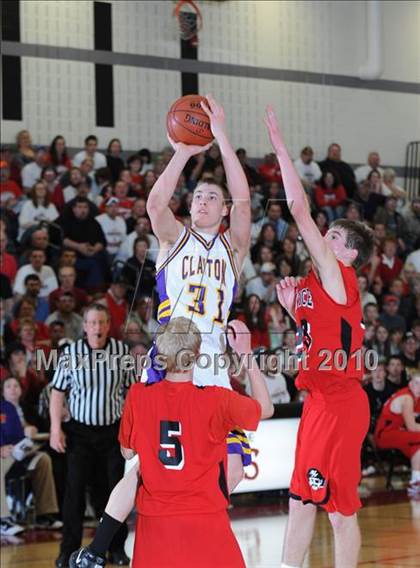 Thumbnail 1 in Prentice vs. Clayton (D4 Sectional Final) photogallery.