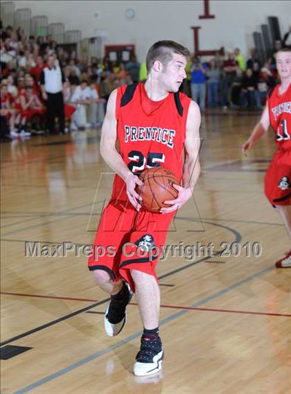 Thumbnail 2 in Prentice vs. Clayton (D4 Sectional Final) photogallery.