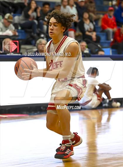 Thumbnail 2 in Jeffersonville vs Warren Central (Phil Cox Memorial Holiday Tournament) photogallery.