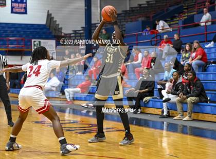 Thumbnail 2 in Jeffersonville vs Warren Central (Phil Cox Memorial Holiday Tournament) photogallery.