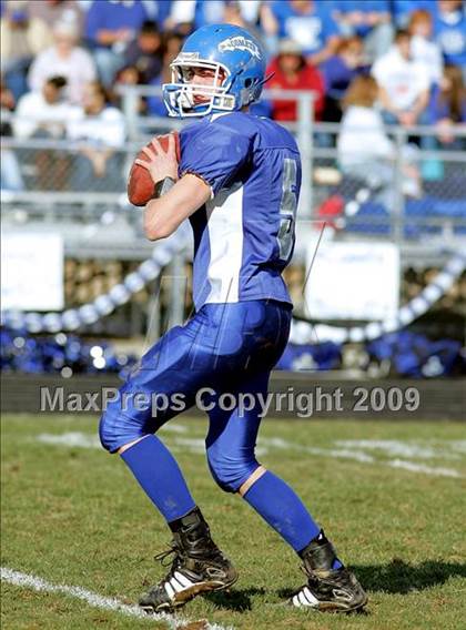 Thumbnail 3 in Unity @ Greenville (IHSA Class 3A Semifinal) photogallery.