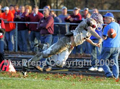 Thumbnail 3 in Unity @ Greenville (IHSA Class 3A Semifinal) photogallery.