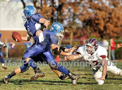 Thumbnail 2 in Unity @ Greenville (IHSA Class 3A Semifinal) photogallery.