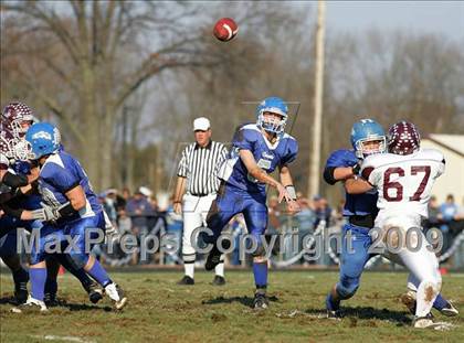 Thumbnail 3 in Unity @ Greenville (IHSA Class 3A Semifinal) photogallery.