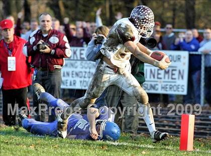Thumbnail 2 in Unity @ Greenville (IHSA Class 3A Semifinal) photogallery.