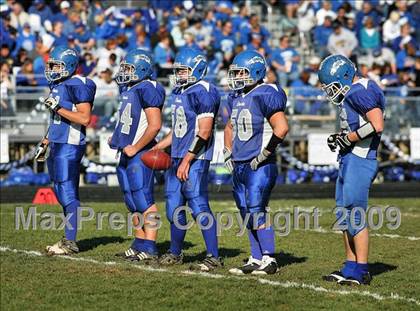 Thumbnail 2 in Unity @ Greenville (IHSA Class 3A Semifinal) photogallery.