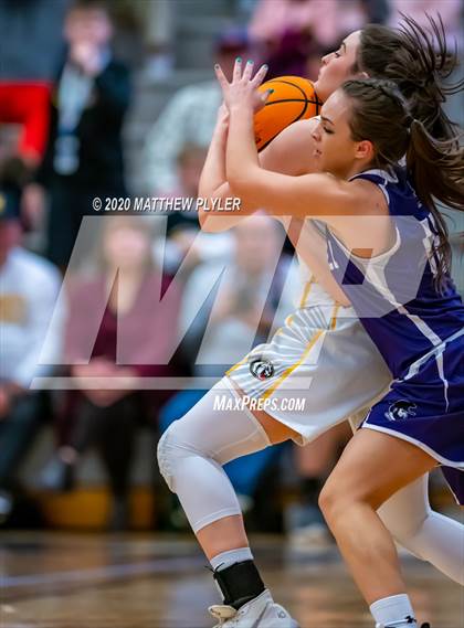 Thumbnail 2 in Mitchell vs Murphy (NCHSAA 1A Western Regional Final) photogallery.