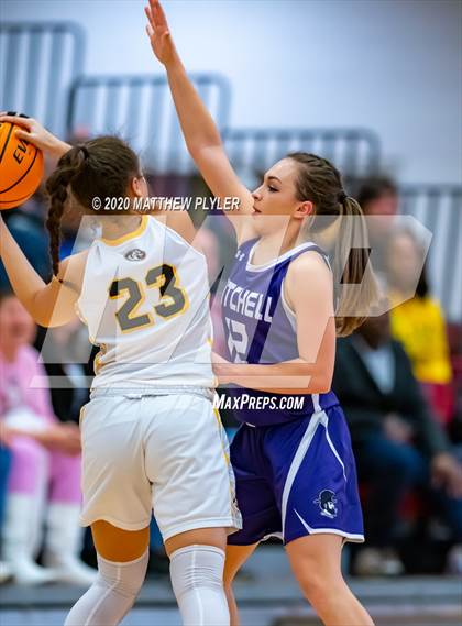 Thumbnail 2 in Mitchell vs Murphy (NCHSAA 1A Western Regional Final) photogallery.