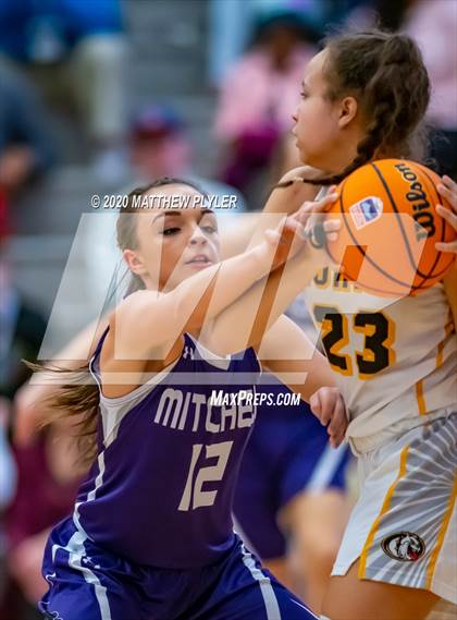 Thumbnail 2 in Mitchell vs Murphy (NCHSAA 1A Western Regional Final) photogallery.