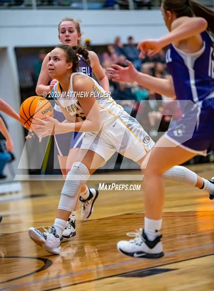 Thumbnail 2 in Mitchell vs Murphy (NCHSAA 1A Western Regional Final) photogallery.