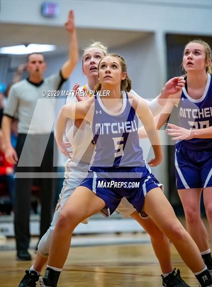 Thumbnail 2 in Mitchell vs Murphy (NCHSAA 1A Western Regional Final) photogallery.