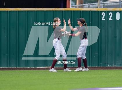 Thumbnail 2 in Whitehouse @ Hallsville photogallery.