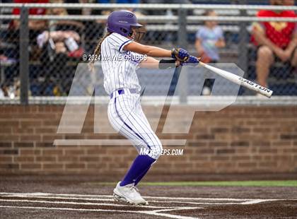 Thumbnail 1 in Whitehouse @ Hallsville photogallery.