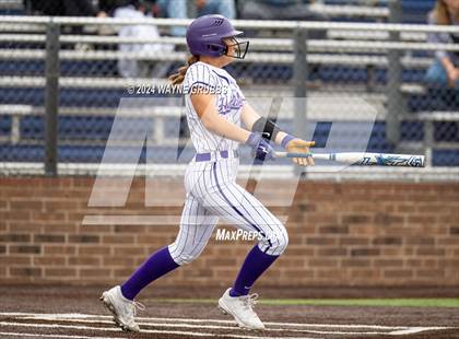 Thumbnail 3 in Whitehouse @ Hallsville photogallery.