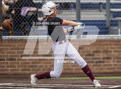 Thumbnail 3 in Whitehouse @ Hallsville photogallery.
