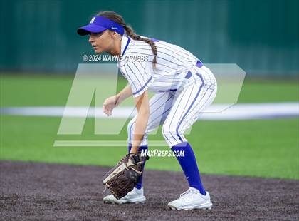 Thumbnail 1 in Whitehouse @ Hallsville photogallery.