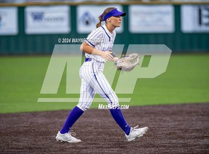 Thumbnail 1 in Whitehouse @ Hallsville photogallery.