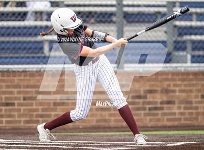 Thumbnail 1 in Whitehouse @ Hallsville photogallery.