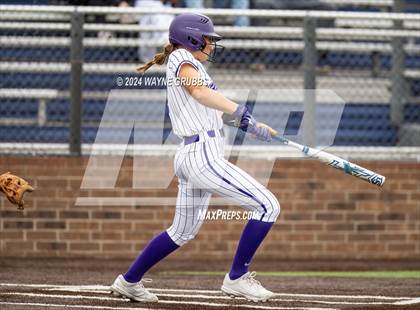 Thumbnail 2 in Whitehouse @ Hallsville photogallery.