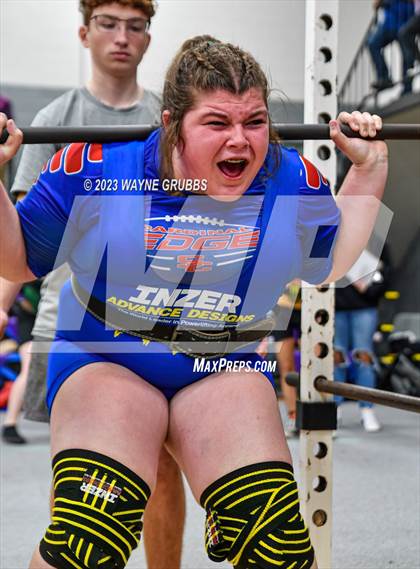 Thumbnail 2 in Hallsville Invitational photogallery.