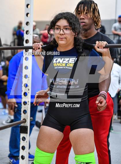 Thumbnail 3 in Hallsville Invitational photogallery.