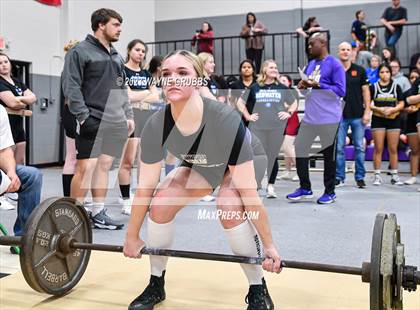 Thumbnail 3 in Hallsville Invitational photogallery.