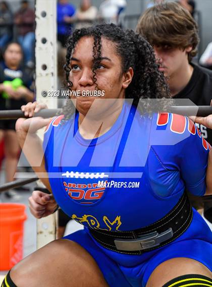 Thumbnail 2 in Hallsville Invitational photogallery.