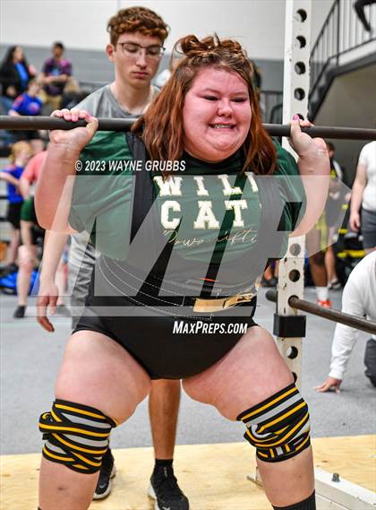 Thumbnail 3 in Hallsville Invitational photogallery.