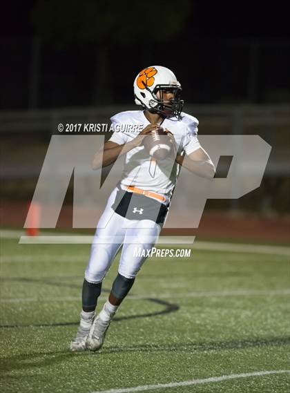 Thumbnail 2 in San Jacinto vs Paloma Valley (CIF SS Div 5 Round 1) photogallery.