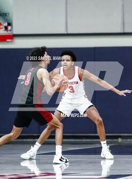 Thumbnail 2 in Pasadena vs Village Christian (21st Annual Rose City Roundball Classic Semi Final) photogallery.