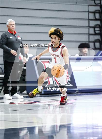 Thumbnail 3 in Pasadena vs Village Christian (21st Annual Rose City Roundball Classic Semi Final) photogallery.