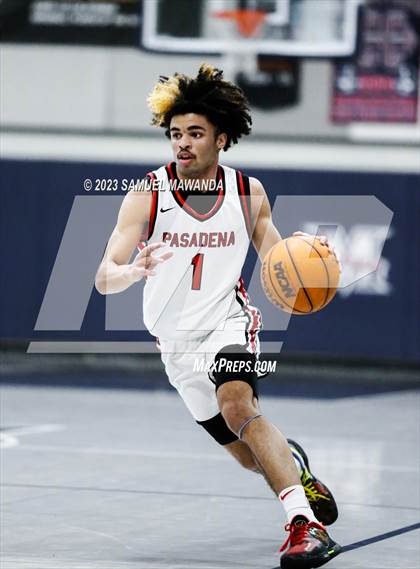 Thumbnail 3 in Pasadena vs Village Christian (21st Annual Rose City Roundball Classic Semi Final) photogallery.