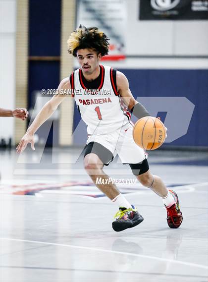 Thumbnail 2 in Pasadena vs Village Christian (21st Annual Rose City Roundball Classic Semi Final) photogallery.