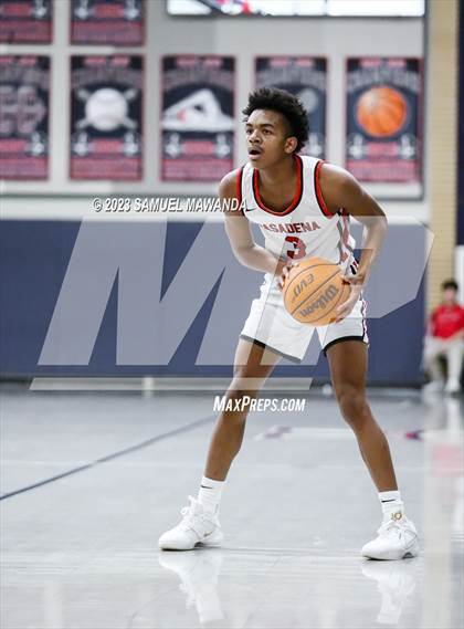 Thumbnail 2 in Pasadena vs Village Christian (21st Annual Rose City Roundball Classic Semi Final) photogallery.