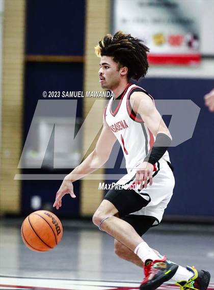 Thumbnail 3 in Pasadena vs Village Christian (21st Annual Rose City Roundball Classic Semi Final) photogallery.