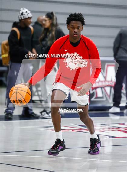 Thumbnail 2 in Pasadena vs Village Christian (21st Annual Rose City Roundball Classic Semi Final) photogallery.