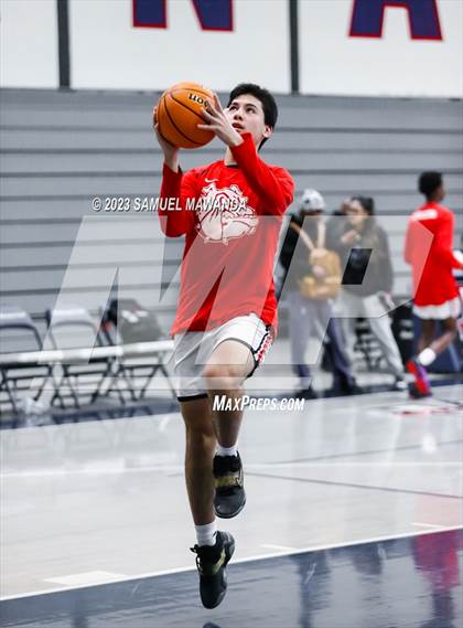 Thumbnail 1 in Pasadena vs Village Christian (21st Annual Rose City Roundball Classic Semi Final) photogallery.