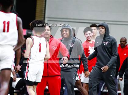 Thumbnail 2 in Pasadena vs Village Christian (21st Annual Rose City Roundball Classic Semi Final) photogallery.
