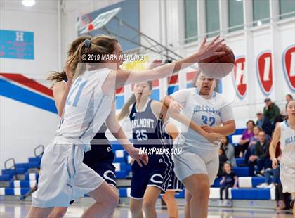 Thumbnail 1 in Carlmont @ Hillsdale photogallery.
