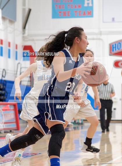 Thumbnail 1 in Carlmont @ Hillsdale photogallery.